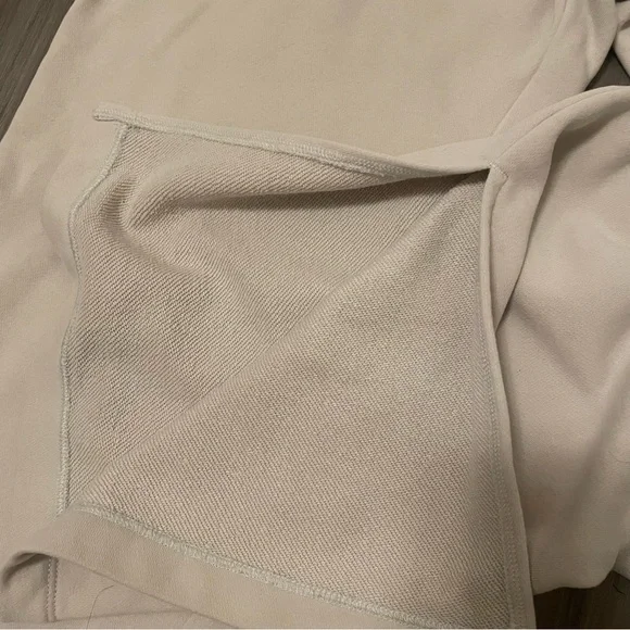 VUORI Sedona Wide Leg Sweatpant Split Leg Salt VW4044 Leisure Sz L - Picture 7 of 11